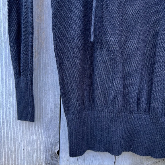 Old Navy black waffle knit fitted tie v-neck long sleeve 100% cotton t-shirt top - Picture 5 of 9